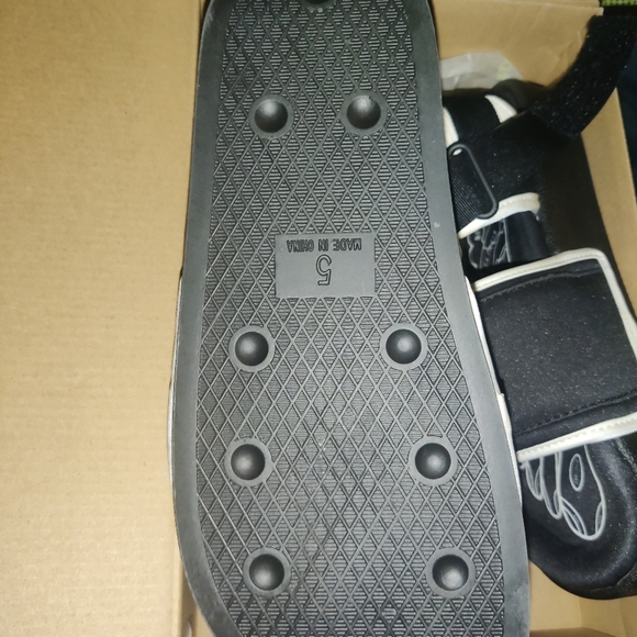 Adilette 2.0 Slides - Picture 2 of 4